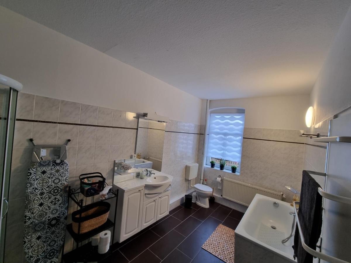 Gigi'S Ferienwohnung Nr. 1 Oschersleben Exteriör bild