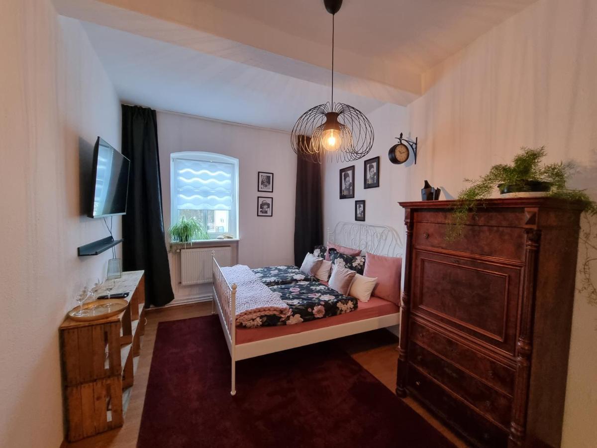 Gigi'S Ferienwohnung Nr. 1 Oschersleben Exteriör bild
